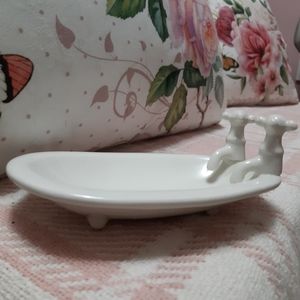 Soap Dish shaped as old fashion Tub